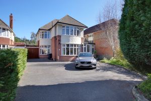 Front External- click for photo gallery